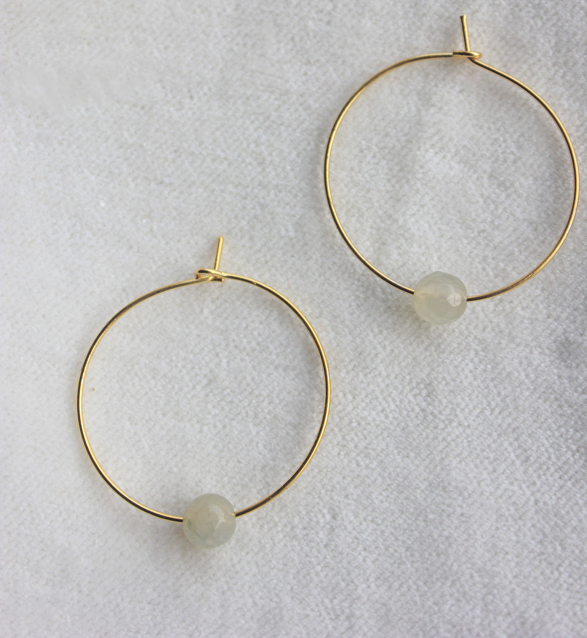 Single Bead Agate Hoop